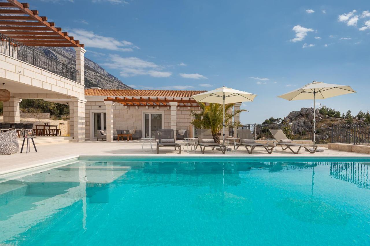 Luxury Vespera Makarska