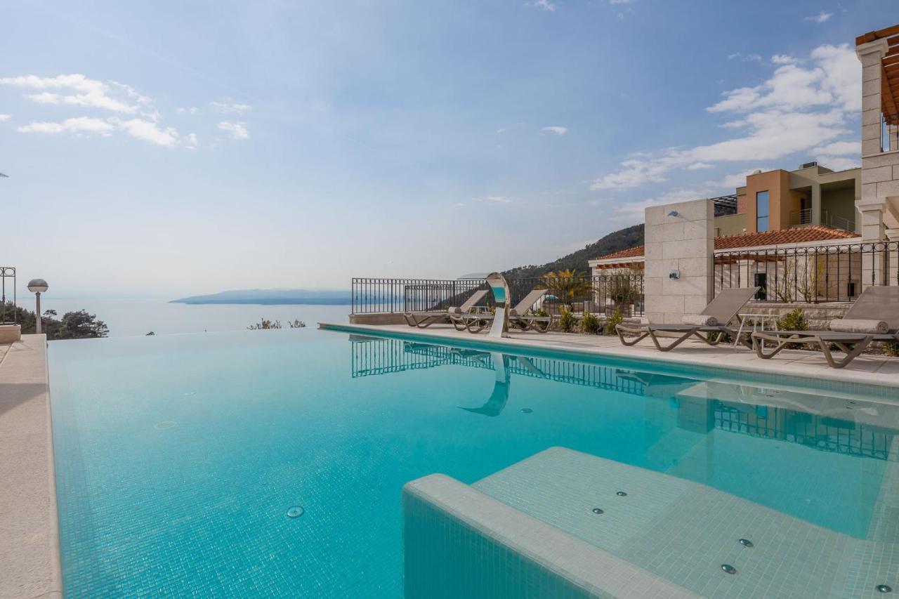 Luxury Vespera Makarska