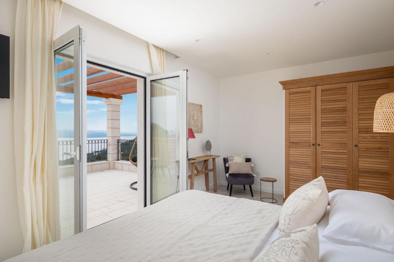 Luxury Vespera Makarska